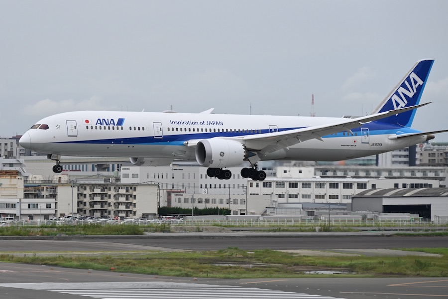 ANA、台風13号に伴う臨時便を設定 8月8日に那覇発着計40便