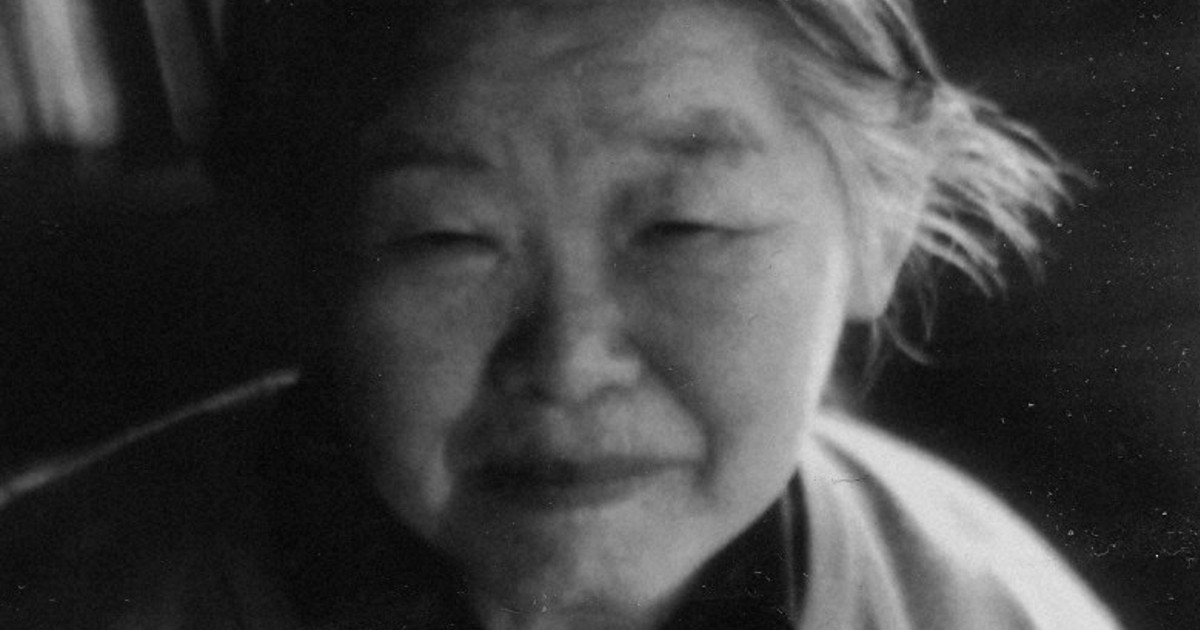 「あやまちと裏切り」 戦争責任問い続けた詩人と日の丸