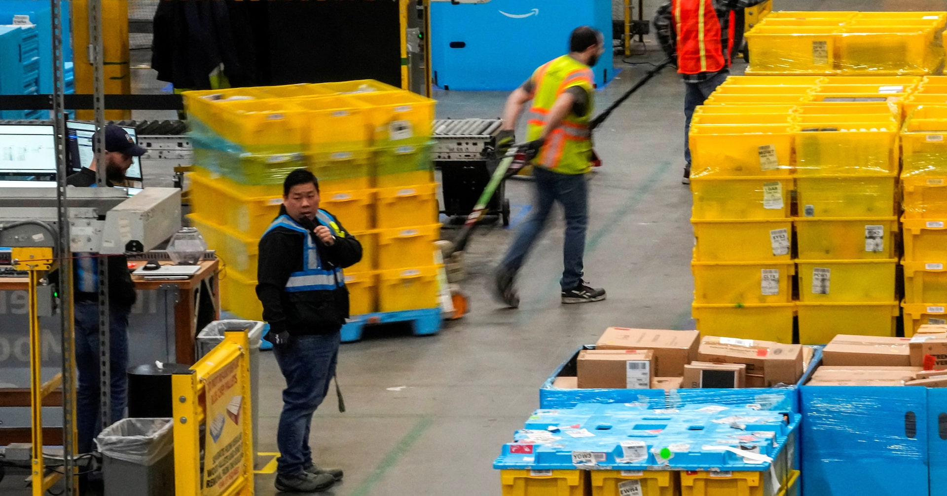 米感謝祭後3日間のオンライン売上高236億ドル、景気懸念でも予想超え