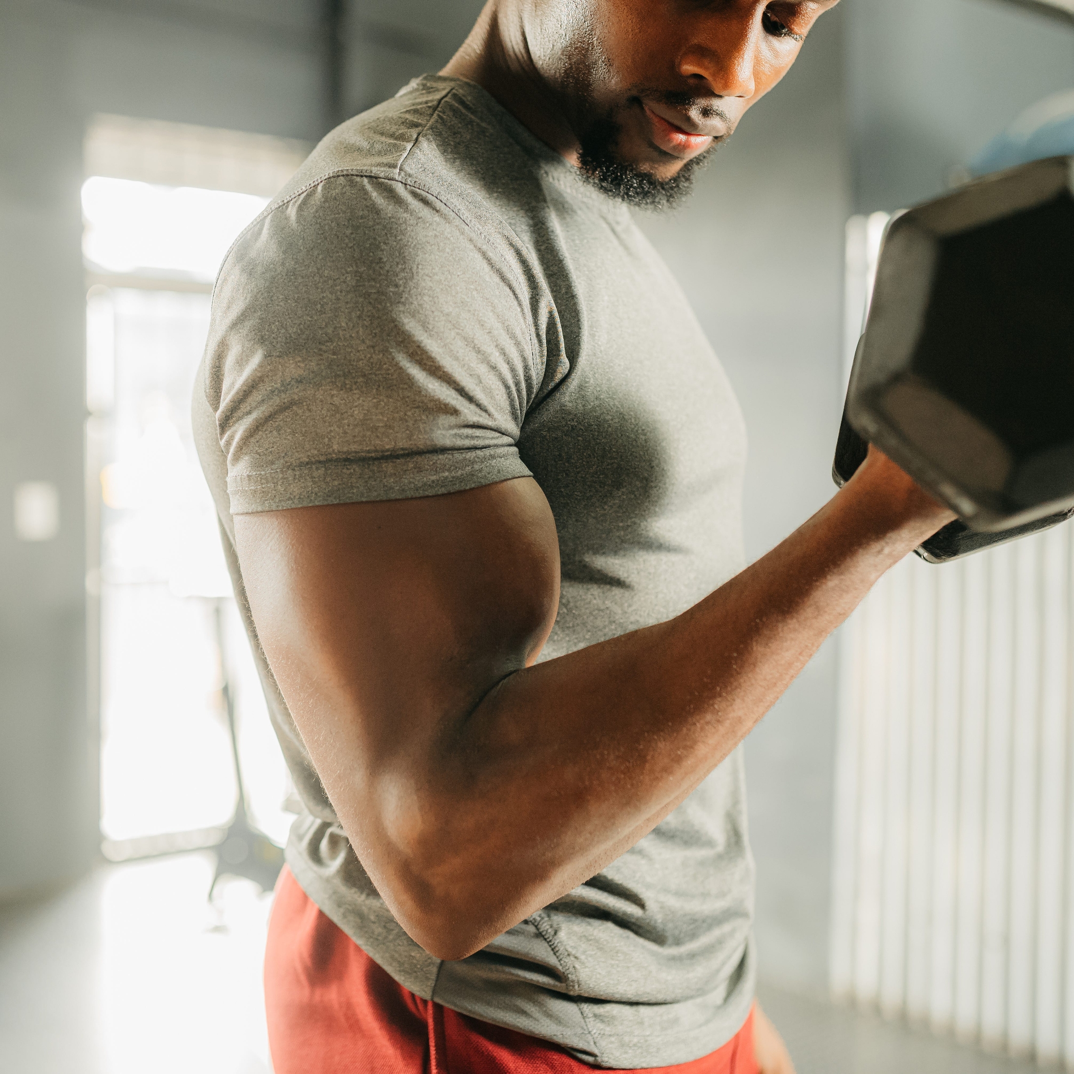 上腕二頭筋を成長させたいなら「カール」が必須！ 最新科学で明らかになった効果的なアプローチ法