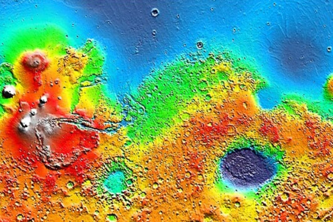 火星内部に巨大衝突を隠す「混沌とした構造」を発見