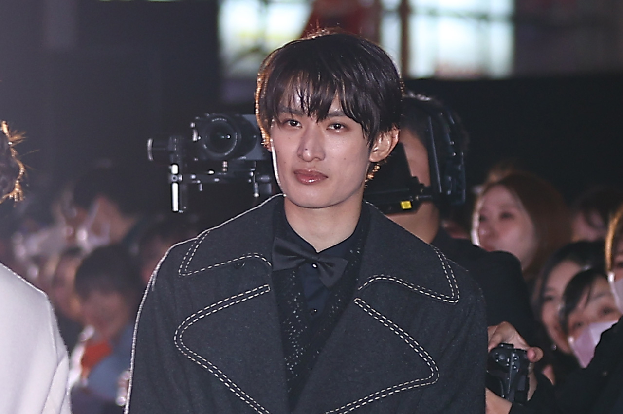 Snow Man・向井康二レッドカーペットでふとした瞬間視線送る！「ラストマン」イベント