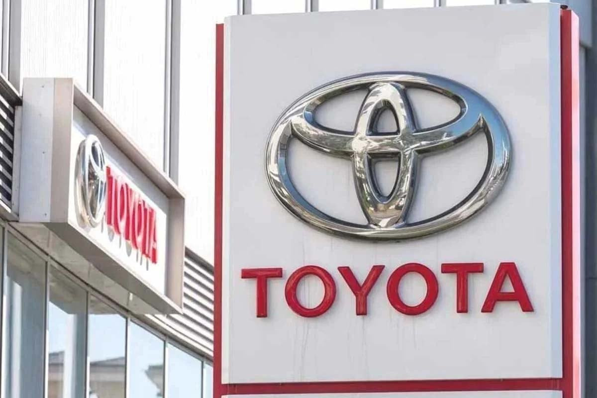 トヨタ・ホンダは大ピンチ？ 米国圧力で崩れる日本の「FCV」優遇策、このままEV覇者・米中に敗北するのか