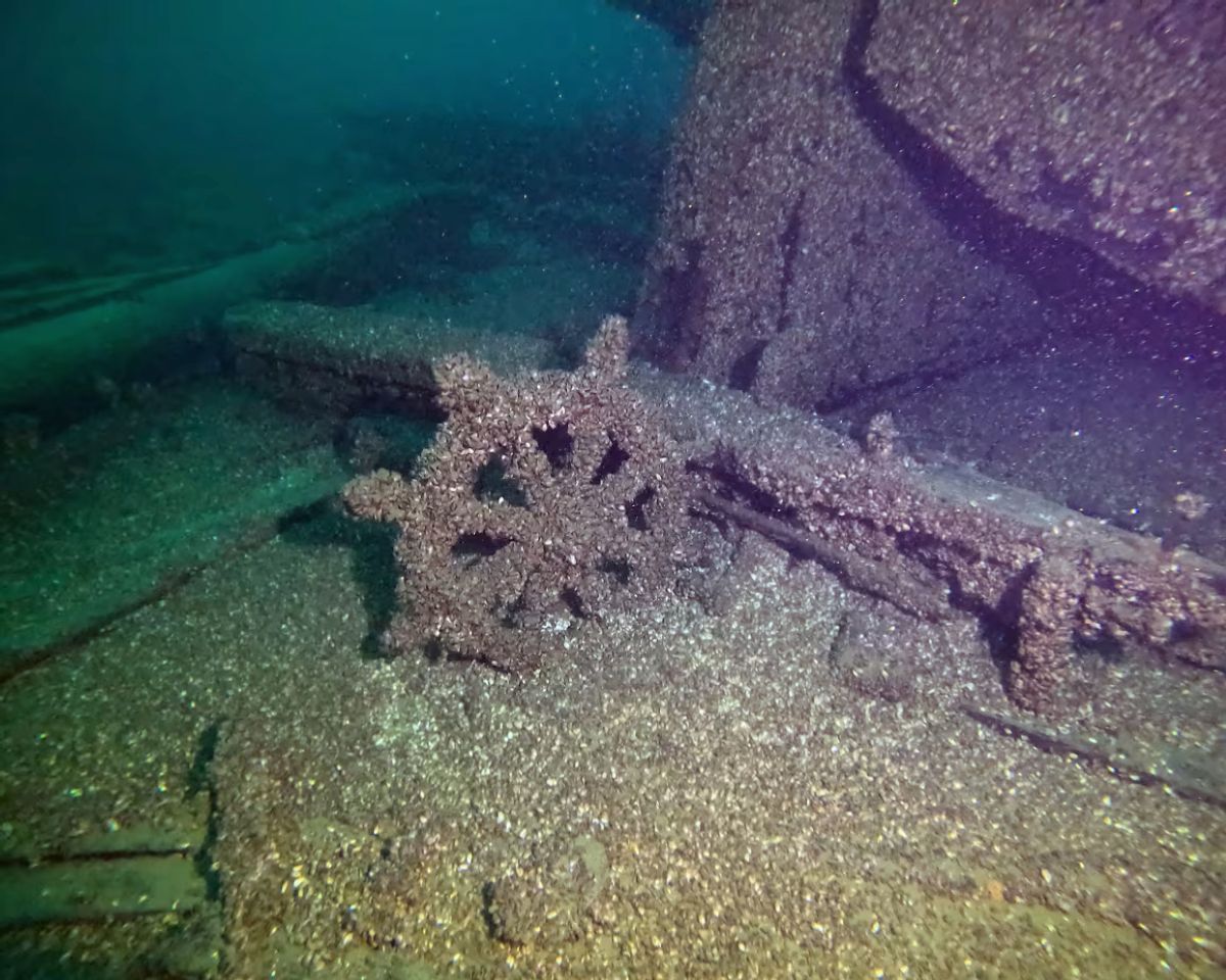 さまよえる「幽霊船」、沈没から１３９年後に発見 米ミシガン湖