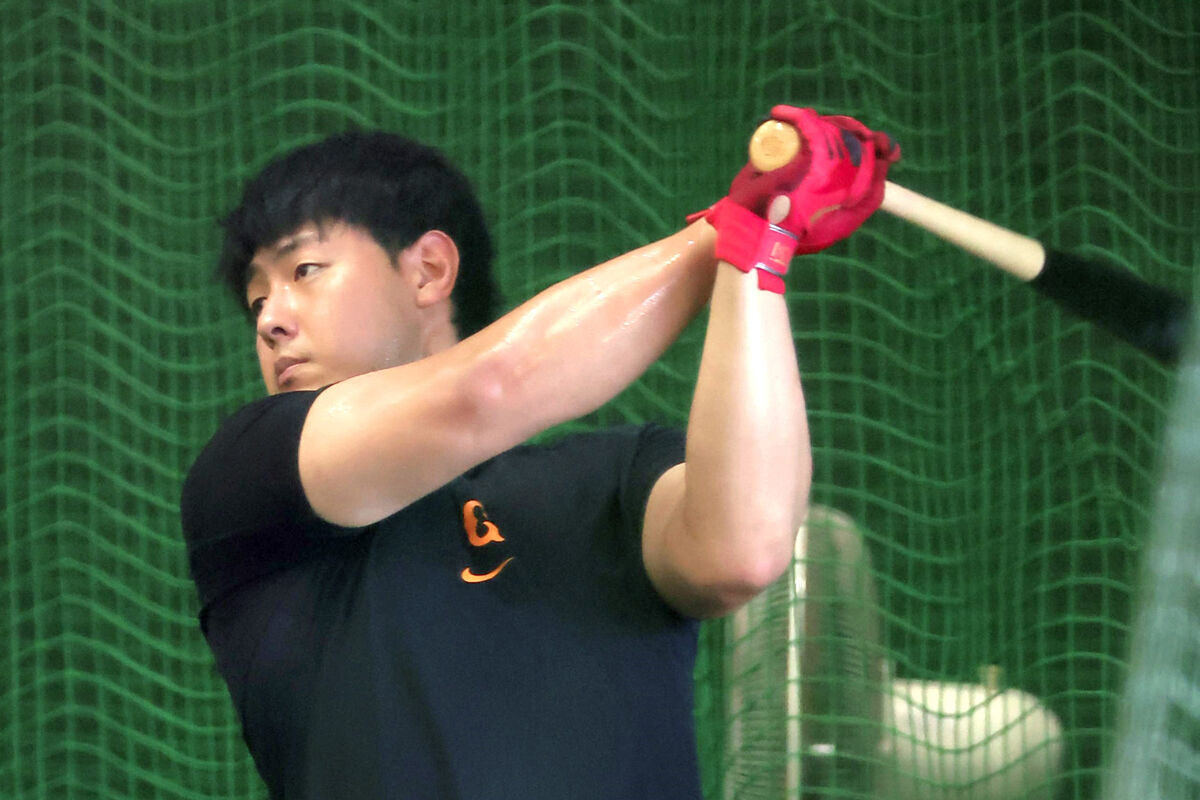 「順調」巨人・岡本和真が８月中旬復帰に照準 ８０日ぶり打撃練習で右へ左へ７０スイング「順調に段階を踏んできてる」