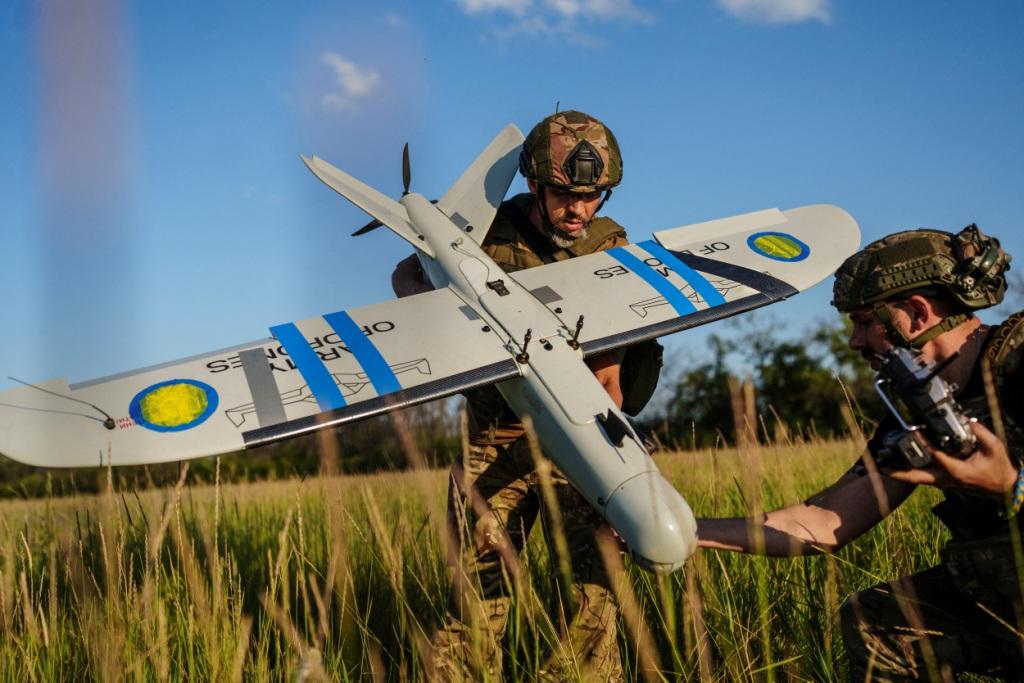 安価な偽ドローンを大量に使い始めたロシアの狙いと実態、その対応策 ウクライナ軍の防空兵器消耗を抑えるのに有効なAHEAD弾とは(1/4)