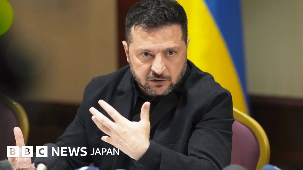 ロシア、ウクライナが石油精製所を攻撃と非難 ゼレンスキー氏は「攻撃再開」と発言