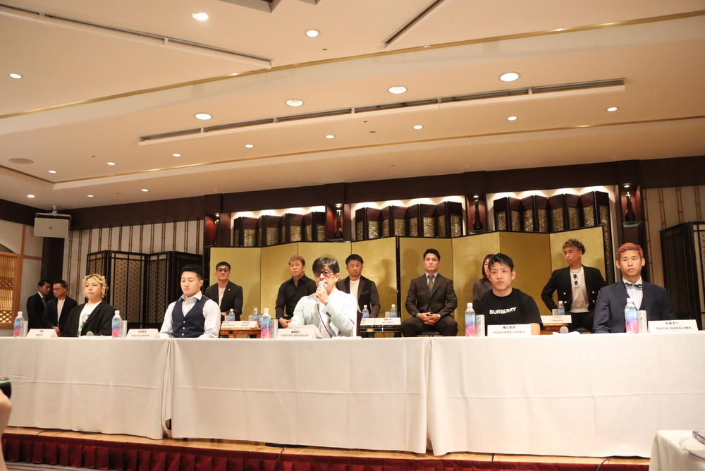 【RIZIN】混沌のフェザー級でSASUKE vs.コレスニック。バンタム級で安藤達也vsガサンザデ、中島太一vs.CORO、後藤丈治vs.鹿志村仁之介、ソルトvs.万智も。...