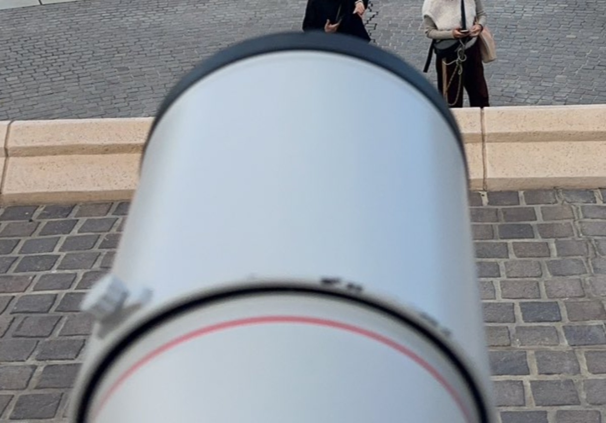 “バズーカみたいなカメラ”でミニーマウスを撮影したら……「すごっ」「手が出せる世界じゃない」 信じがたい光景が1853万表示