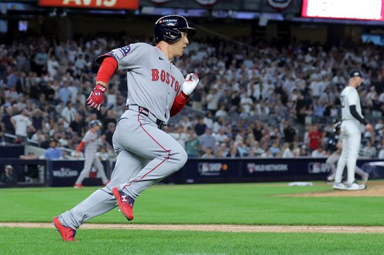 山本由伸が吉田正尚に"贈った言葉" 7月ボストンでポツリ…背中を押した自然体の一言