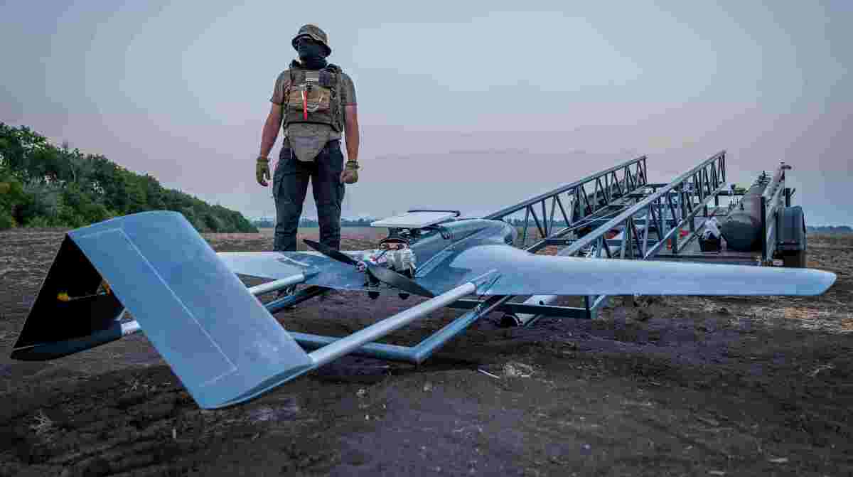 「鉄壁」のはずだったロシア防空網に穴、ウクライナ無人機はなぜ深部まで届くのか レーダー、防空ミサイルを破壊しながら進化する長距離ドローン、製油所や軍需拠点を次々攻撃(3/3)