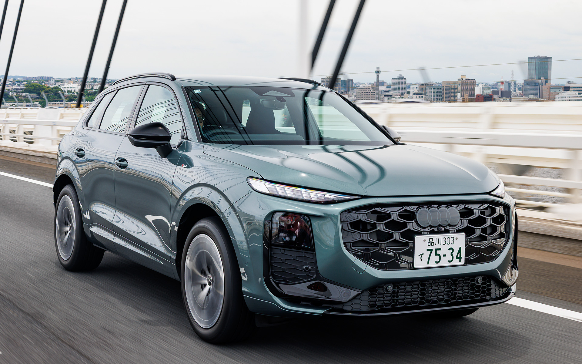 アウディの新型「Q3」試乗 ベーシックな「Q3 TFSI」、その出来栄えは？