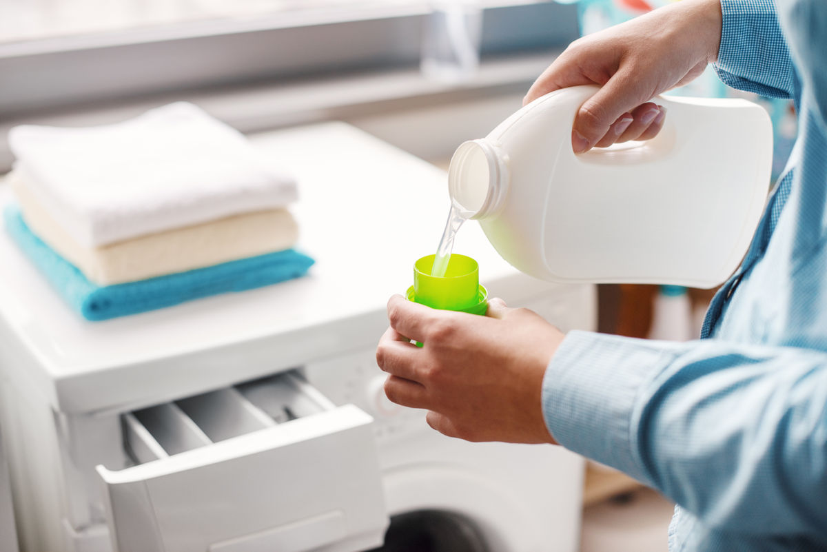 木材とトウモロコシから洗剤を作ることに成功