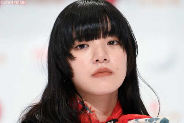 あいみょんの左腕“タトゥー確定”で騒然、地上波激減のYOASOBIに続き「NHK出れない」の声（週刊女性PRIME）