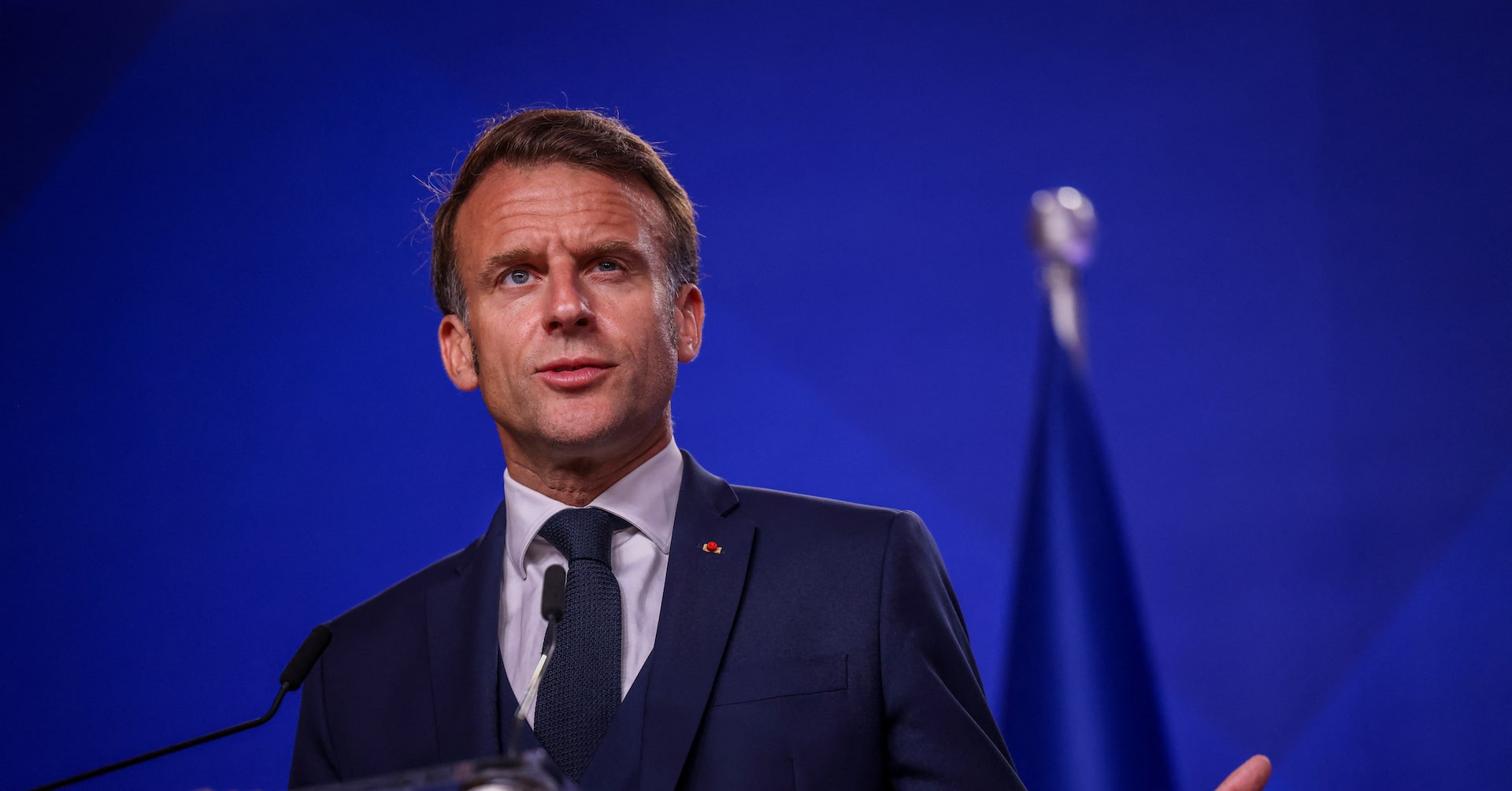 対イラン米攻撃の「合法性なし」と仏大統領、政権交代は国民意志で