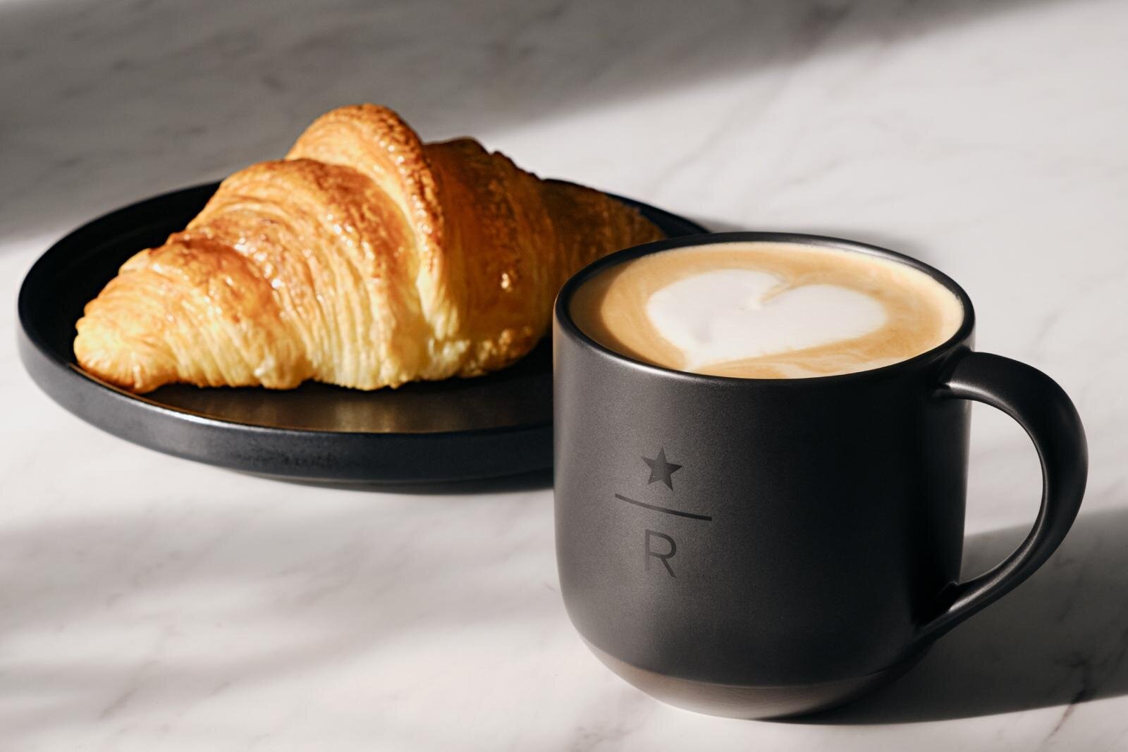 スタバの新カフェベーカリー「スターバックス リザーブ カフェ」東京・新宿マルイ本館に1号店