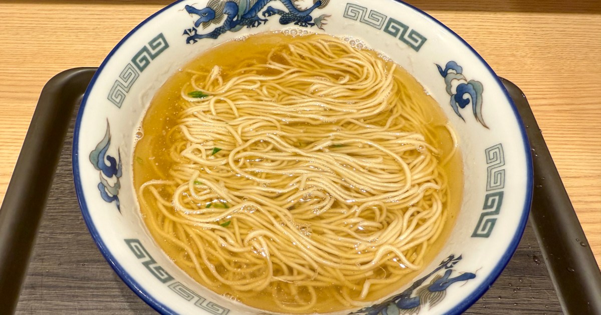 【マジか】440円の朝ラーがあった！ 舎鈴 新宿センタービル店の「素ラーメン」が文句なしでコスパ最強!!