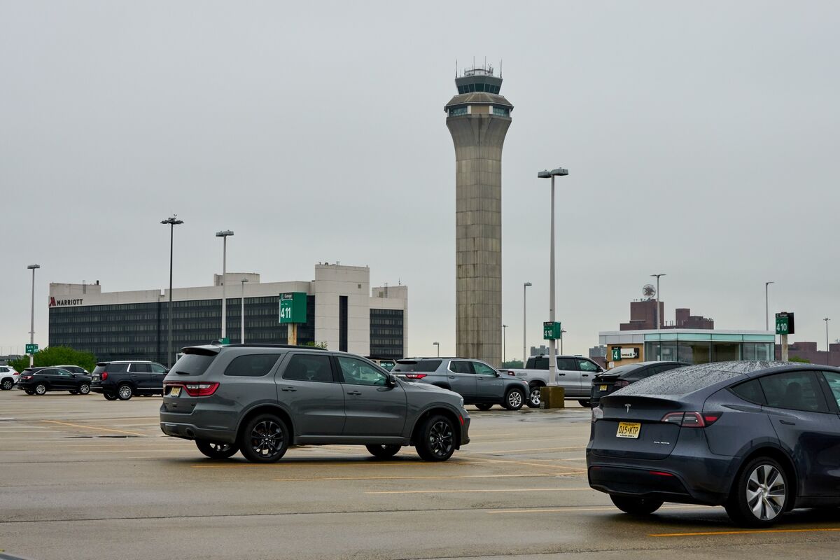 ニューアーク空港の空域で再び通信障害－90秒にわたりレーダー消失
