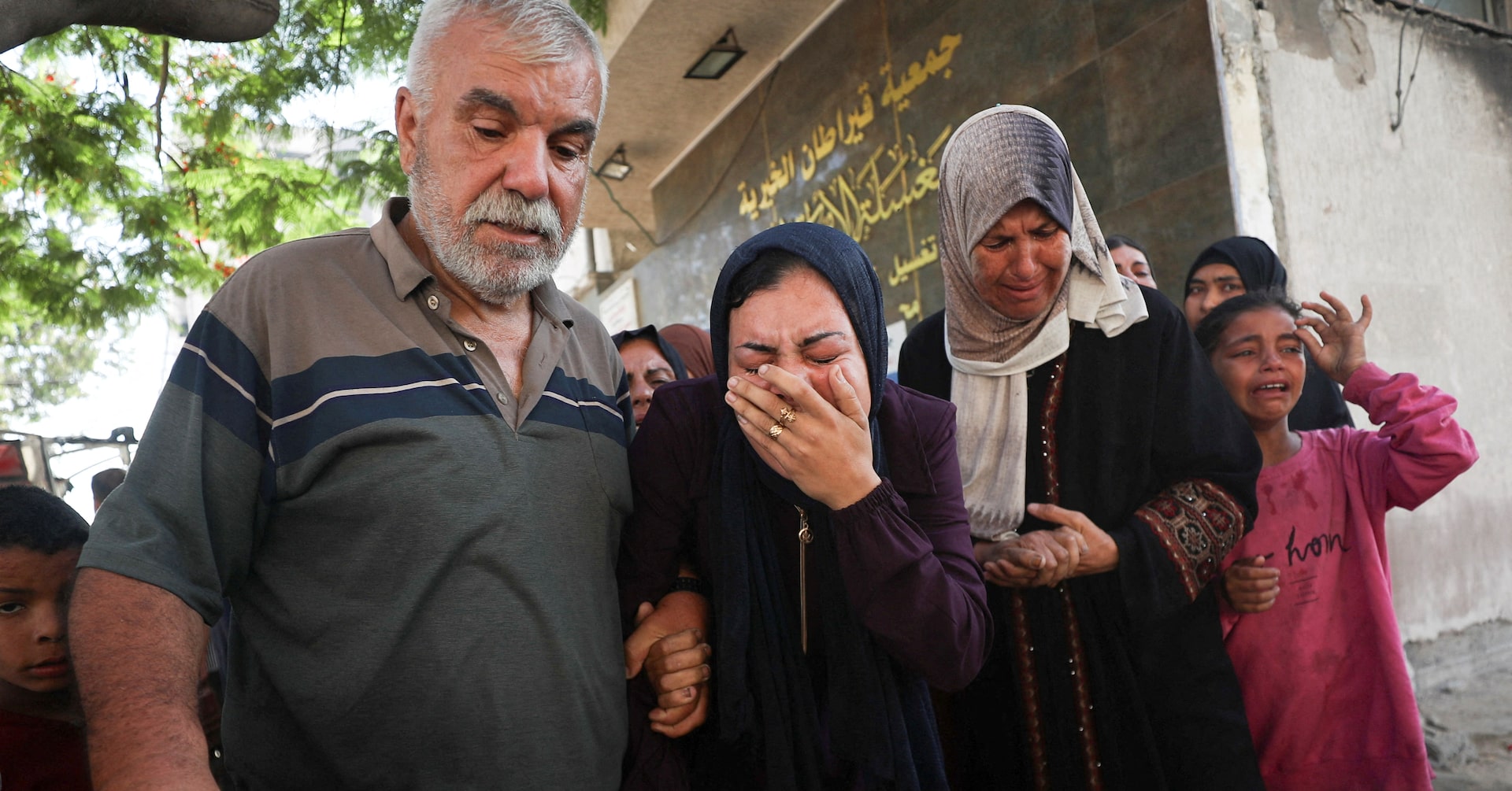 イスラエル、ガザでの攻撃続行 イランとの停戦合意後も
