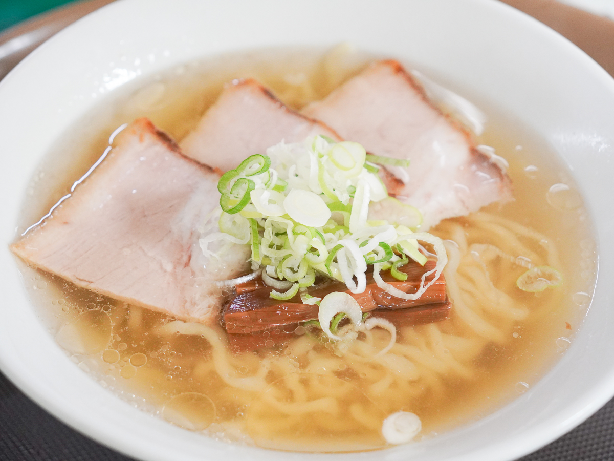 前半に出店するイートイン「うえんで」の「会津山塩らぁ麺」