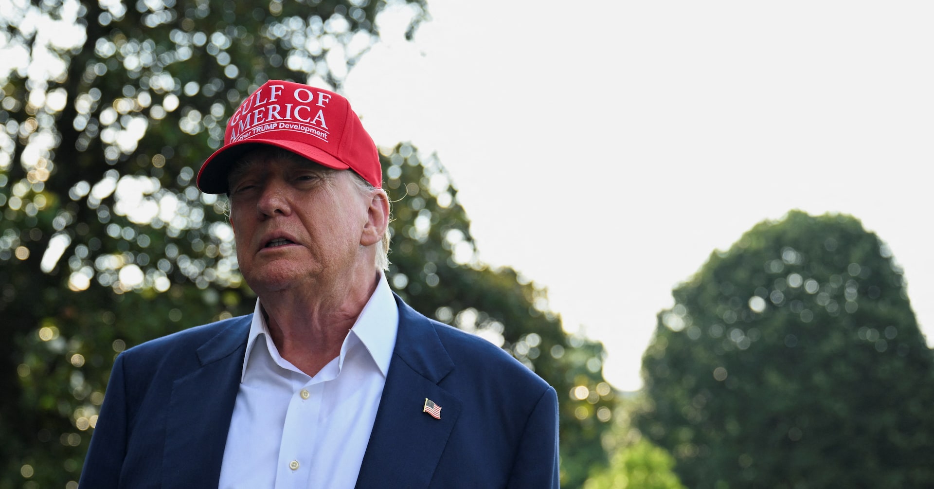 トランプ氏、カナダに35％関税 他の大半の国は「一律15％か20％」