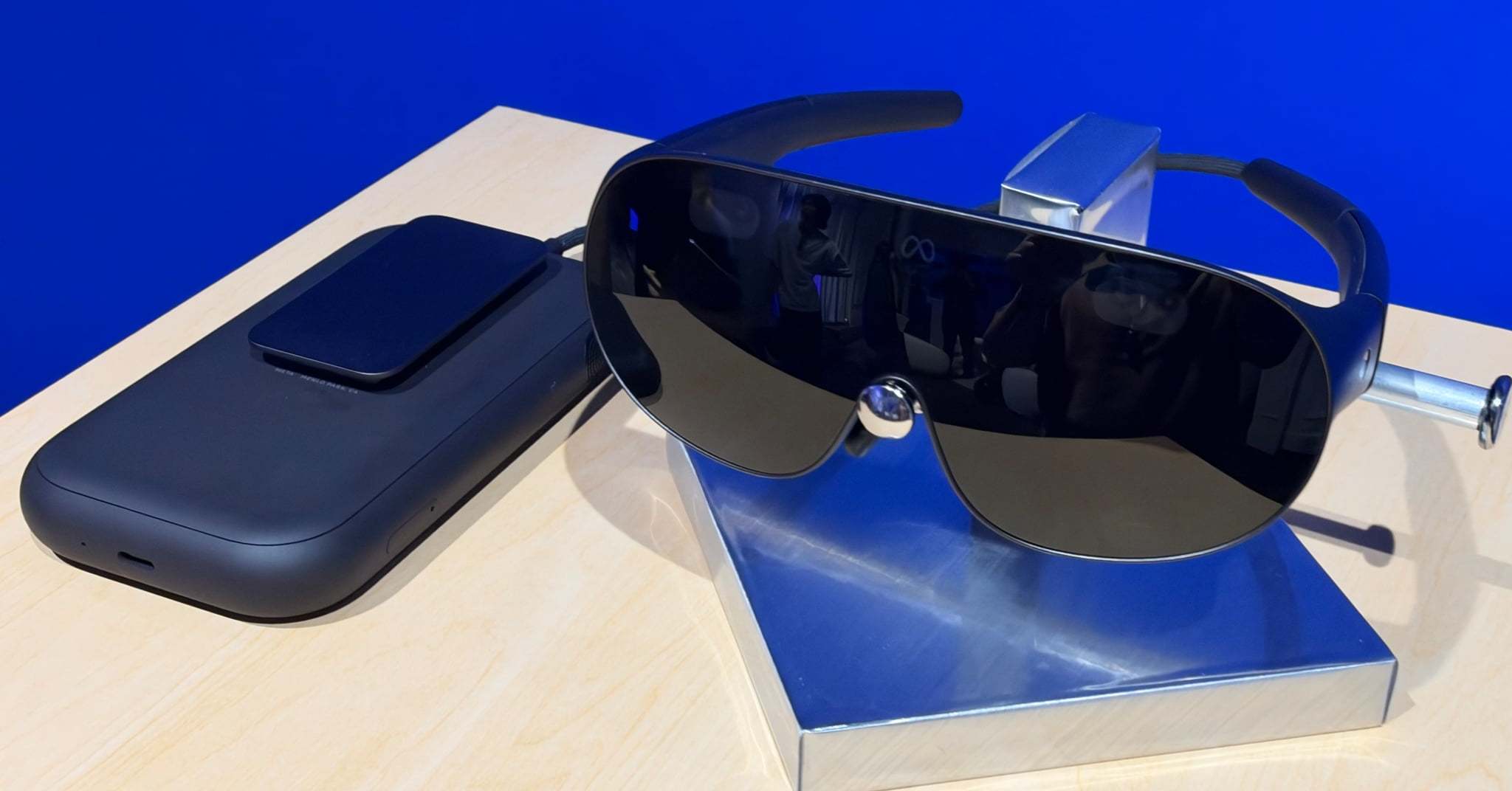 “Vision Pro級”のMR体験が約100gの軽量グラスで？ 最新の「Meta VR Glasses」を試して分かった圧倒的な快適性：本田雅一のクロスオーバーデジタル（1/3 ページ）