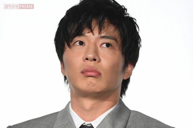 不倫疑惑や泥酔騒動の田中圭、相次ぐトラブルの裏に最愛の母と妹の“病死”「家族は嫁と娘だけに…」（週刊女性PRIME）
