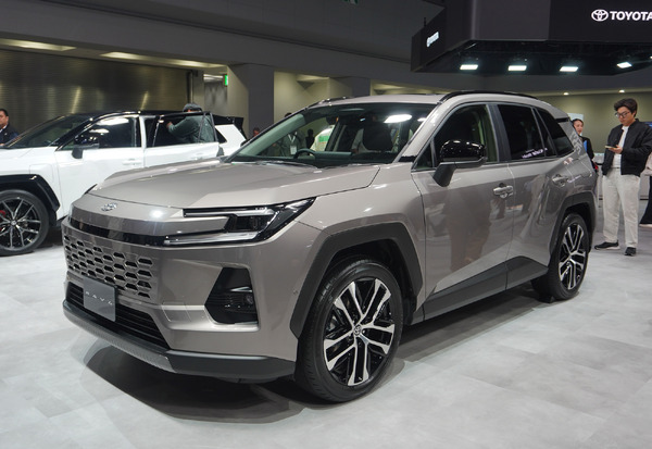 「間違いなく正解」新型トヨタ『RAV4』がSNSで話題沸騰！ 注目グレードはやはり「GRスポーツ」