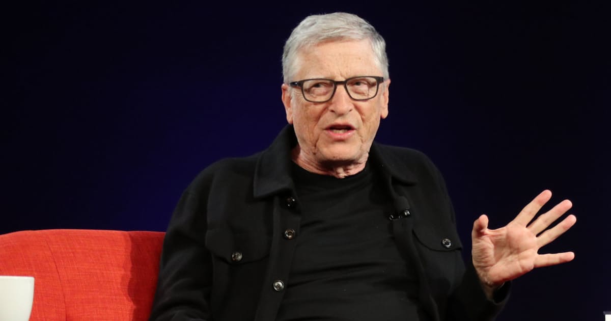 ビル・ゲイツ氏「人間専用の職種」を提唱 AIで大量失業リスク