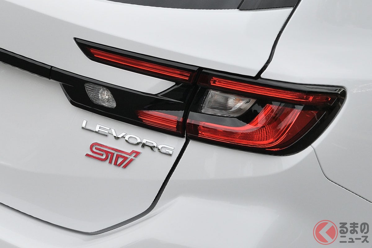 スバル新型「ステーションワゴン」まもなく登場!? 待望の"本格ハイブリッド"搭載で燃費アップに期待！ 「レヴォーグ」6年目の進化とは！