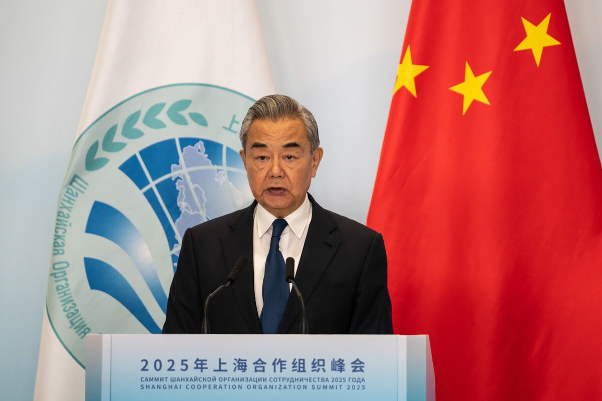 中国外相、台湾巡り英国にも支持要請－対日スタンスを英高官に説明