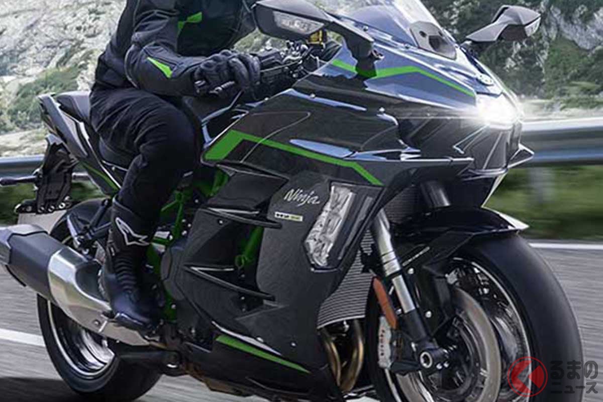 200PSのハイパワーで18.4km／Lを達成！ カワサキの大型スポーツツアラー「Ninja H2 SX SE」2026年モデル発売 塗装の一部に自己修復機能を持つハイリーデュラブルペイントを採用