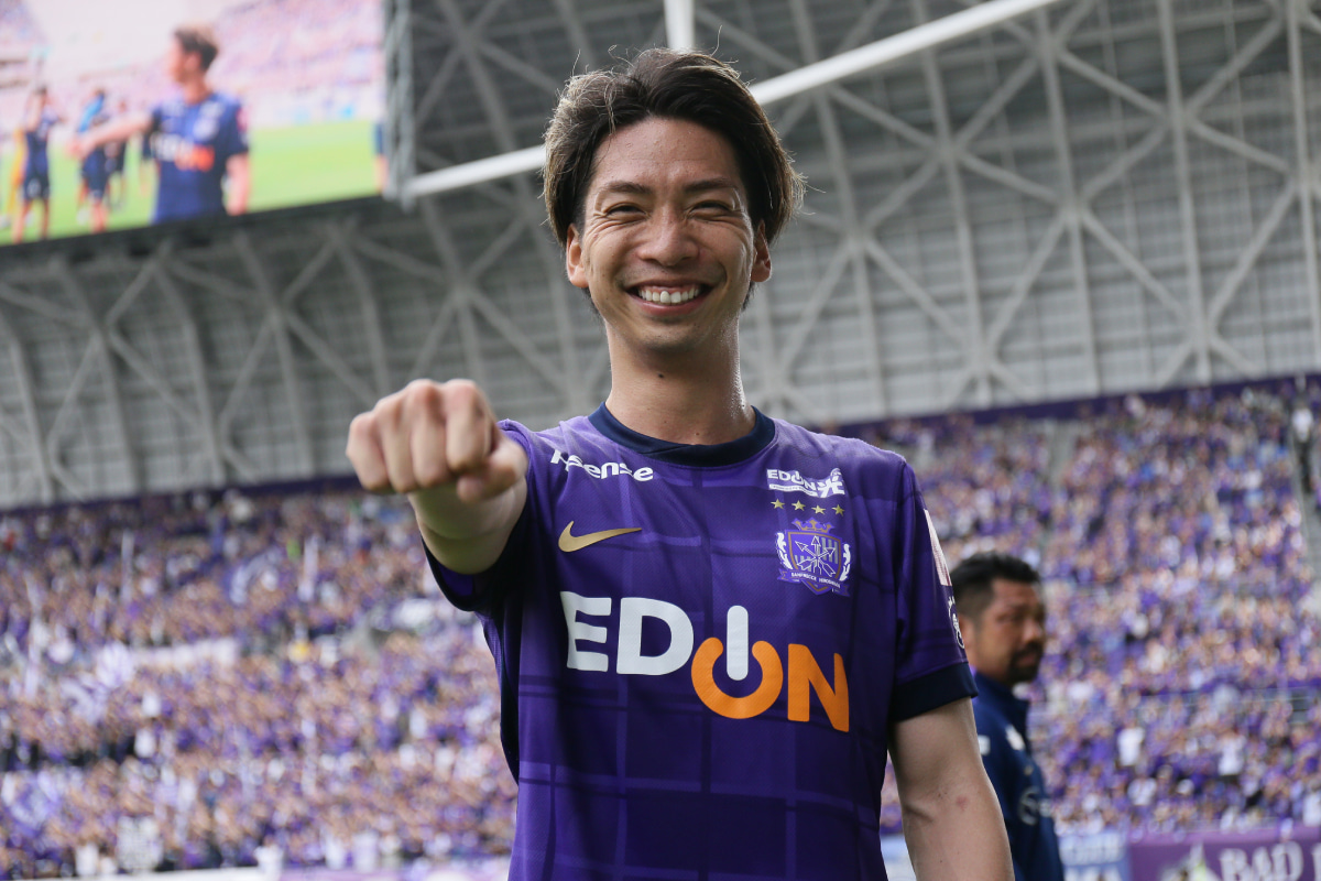 「間違いなく成長した部分がある」川辺駿がサンフレッチェ広島に帰ってきた理由。「6番を背負って本当によかった」【コラム】