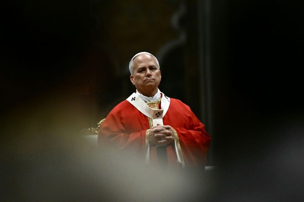 ローマ教皇レオ14世、肺がんと診断 右肺の一部を切除する手術に成功