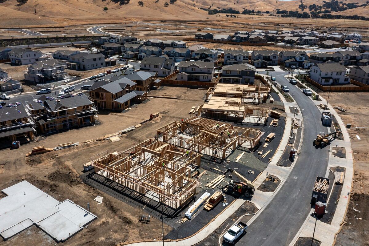 米住宅着工件数、5月以来の低水準－在庫過剰で生産意欲鈍る