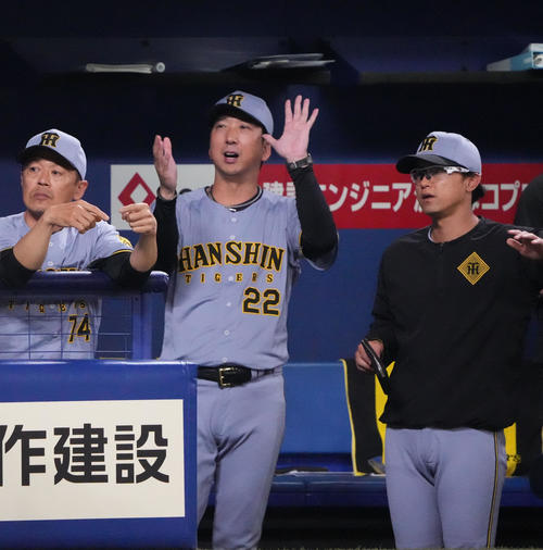 【阪神】藤川監督 997日ぶり勝利投手の湯浅に「投手陣全員で勝ちを拾ってきた」／一問一答