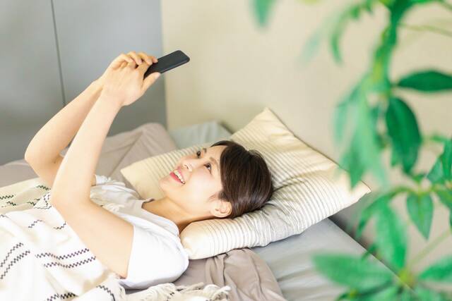 「現実の彼氏はいらない」AI彼氏に救われる人が急増中？ 精神科医が警鐘を鳴らす“AI依存症”のリアル