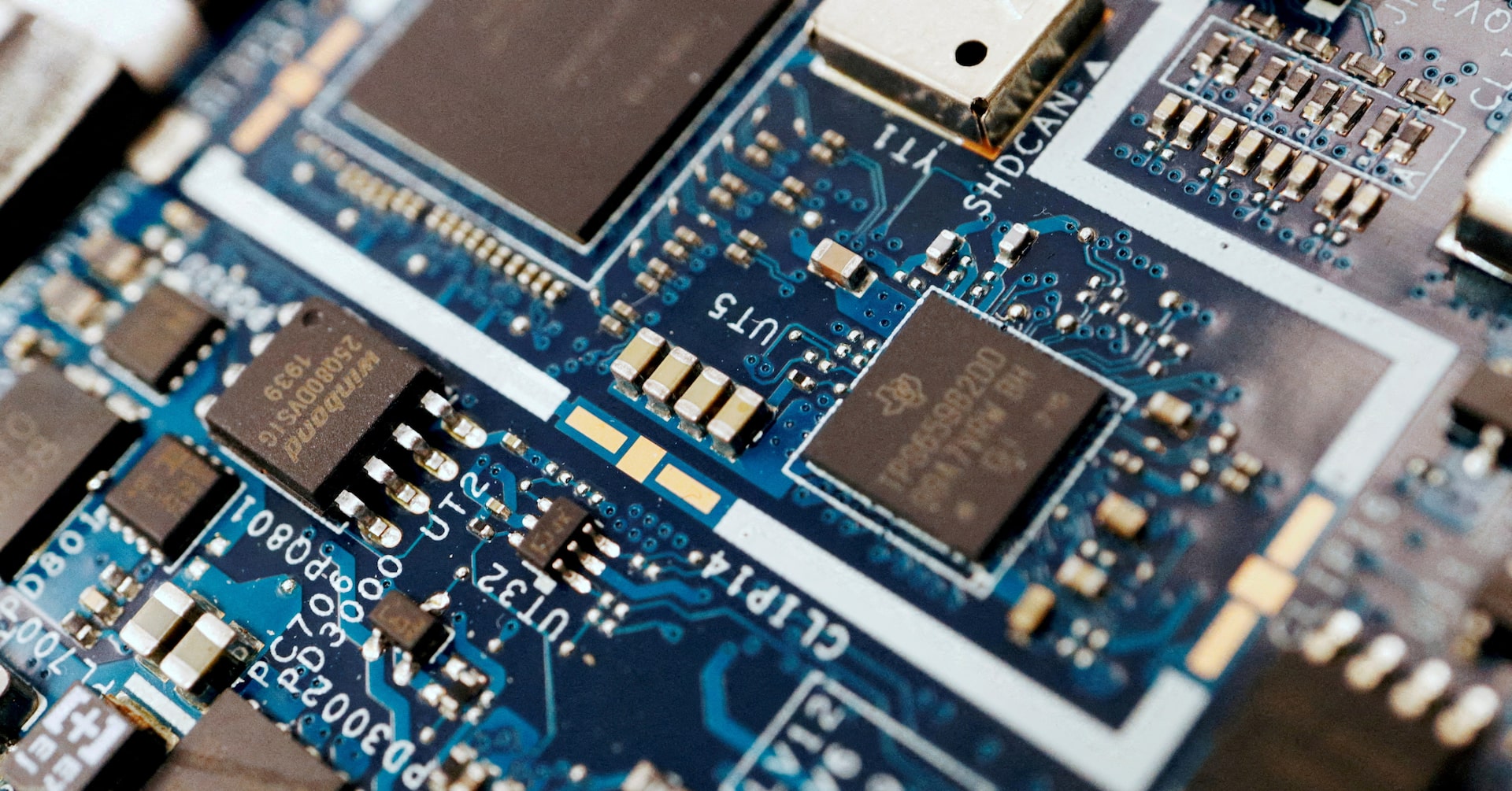 米のファーウェイ製半導体規制に関与なら法的措置も、中国が警告
