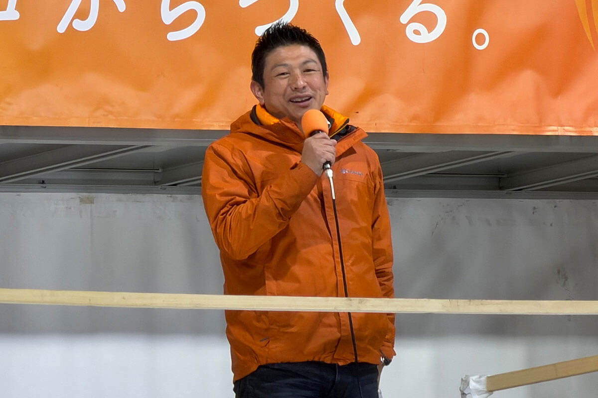 参政党マイク納めが「2万人→3000人」に激減 神谷代表は「マスコミの数字が異常」「色々なことが用意されていた」と“陰謀”示唆 最後は「みんな鬼殺隊になったつもりで電話かけまくろう！」と絶叫