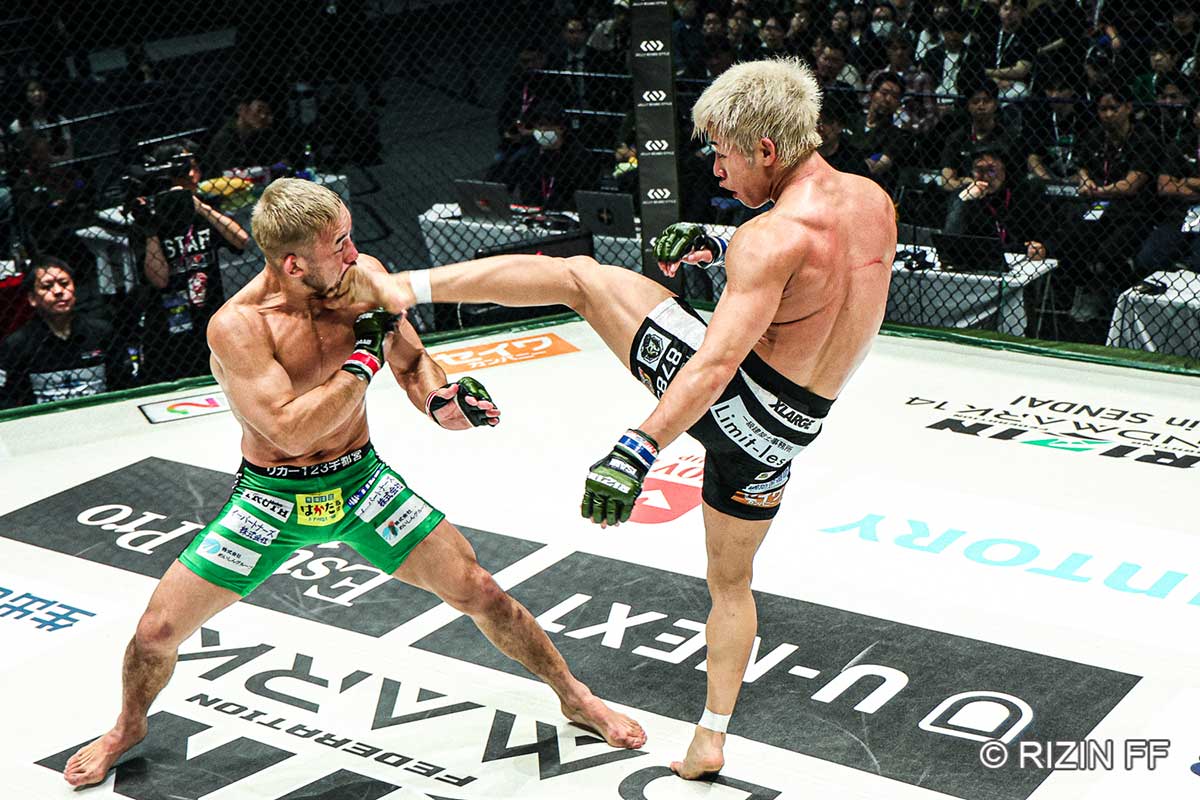 【RIZIN】神龍誠、フライ級新王者に 扇久保は頭部から大流血 地元東北で因縁清算「先生、あなたのおかげで強くなれた」