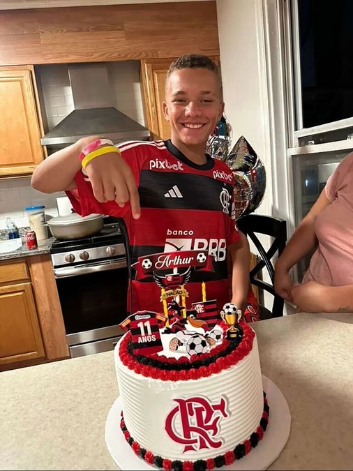 逮捕された１３歳少年を移民当局が連行、説明ないまま州外の施設へ移送 米マサチューセッツ州