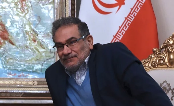 イラン高官、肌を露出するウェディングドレスを娘が着ていたことに批判。女性にヒジャブを強制してきた（ハフポスト日本版）