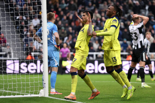 C・ロメロが豪快ヘッド＆バイシクル弾！ トッテナム、“劇的”同点ゴールでニューカッスルとドロー