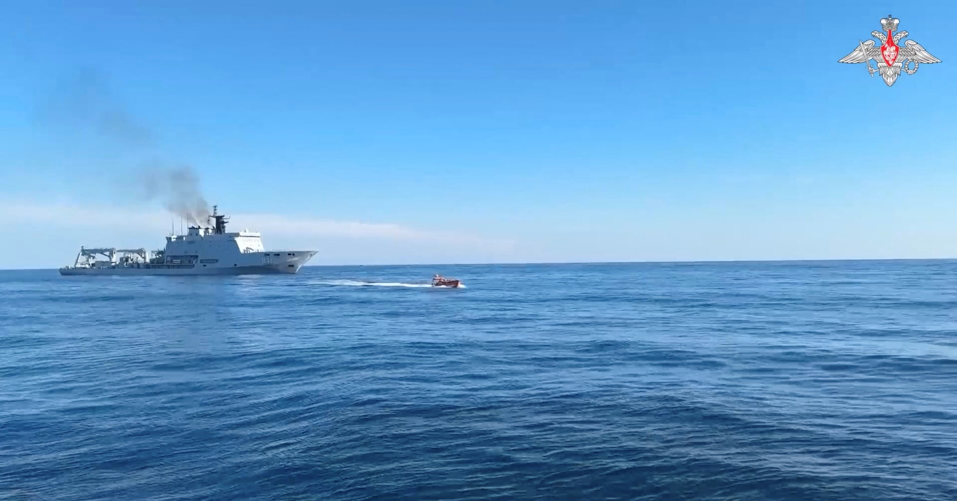 中ロ、日本海で潜水艦撃沈の合同演習 米原潜配備発表から数日後