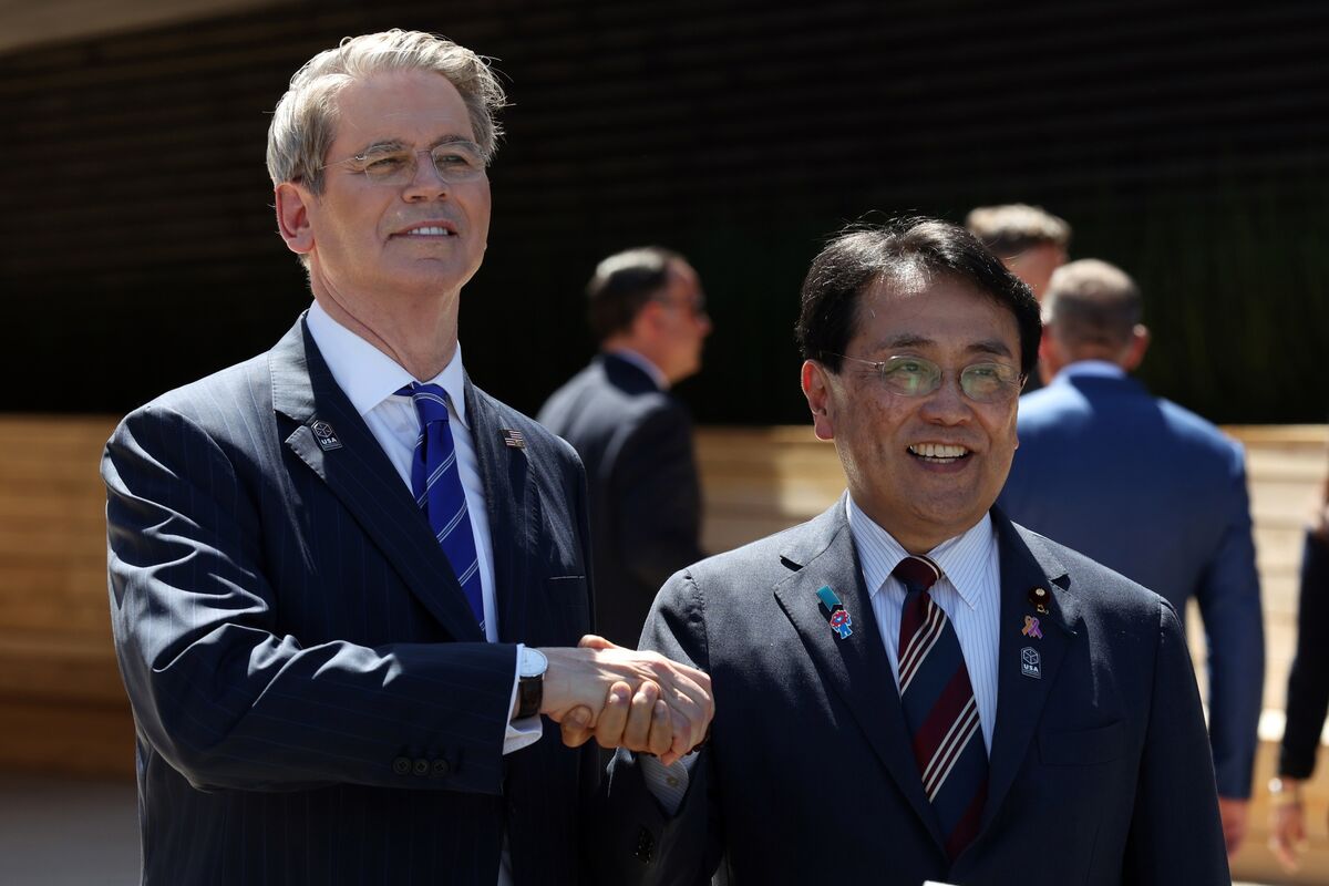 赤沢再生相、関税交渉で来週にもワシントン訪問へ－８回目の訪米