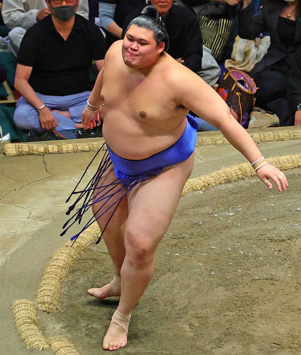 大の里、横綱昇進確実!!史上最速13場所 師匠・稀勢の里以来8年ぶり日本出身横綱誕生へ
