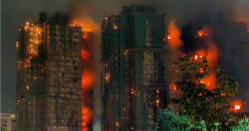 「香港市民をバカにするな！」高層マンション大火災を尻目にやりたい放題、中国政府の足元でくすぶり始めた“民意の炎”（ダイヤモンド・オンライン）