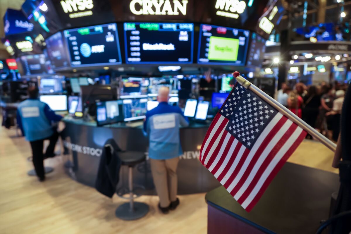 【米国市況】株・国債ともに反落、利下げ巡る楽観後退－ドル全面高