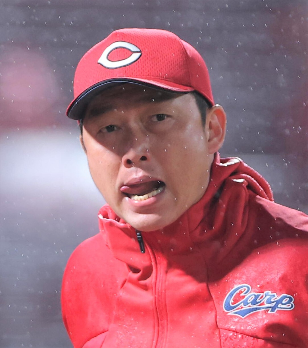 【広島】4連敗 15年ぶり借金19...プロ初先発・斉藤は5回途中6安打5失点 ハーン1失点 小園2打数2安打 首位打者＆出塁率2冠で奮起