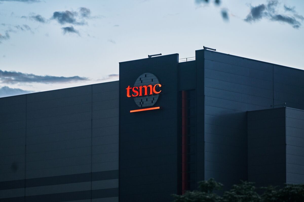 ＴＳＭＣ、ＡＩブーム背景に予想上回る39％増収－16日の決算に注目